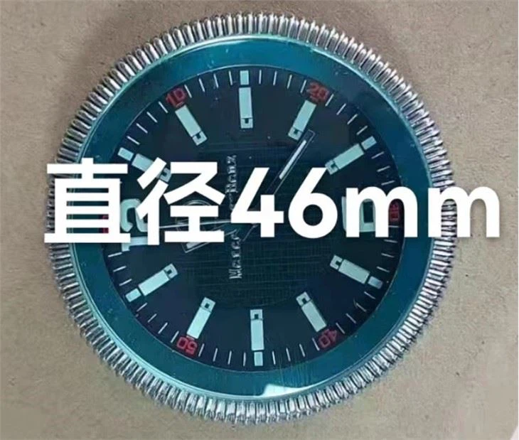 car dashboard watch 1