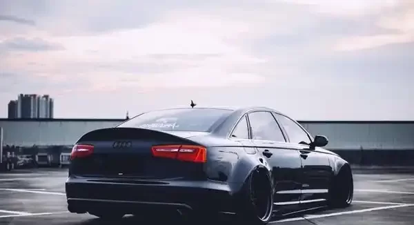 Jant göbeğinin renk değişimi aracı etkiler mi?