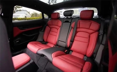 Porsche Taycan Modifiye Siyah Ve Kırmızı Deri İç Mekan